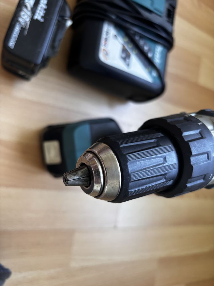 Makita шуруповерт