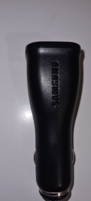 Зарядка Samsung  в авто для телефона