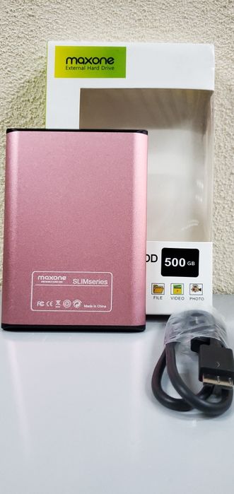 Продам внешний накопитель Maxone 500 GB