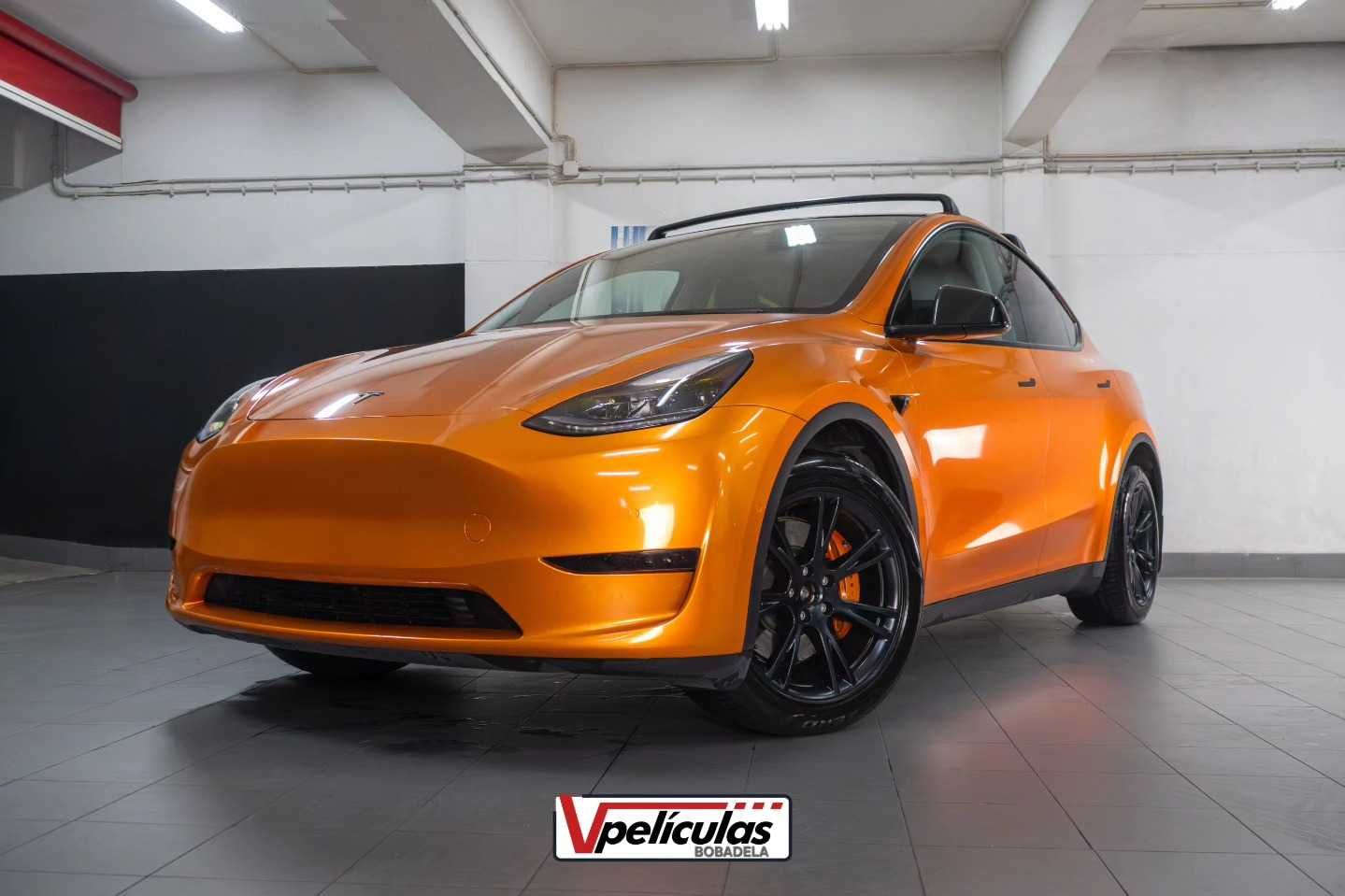 Tesla Model Y Long Range AWD c/ Acceleration Boost e EAP
