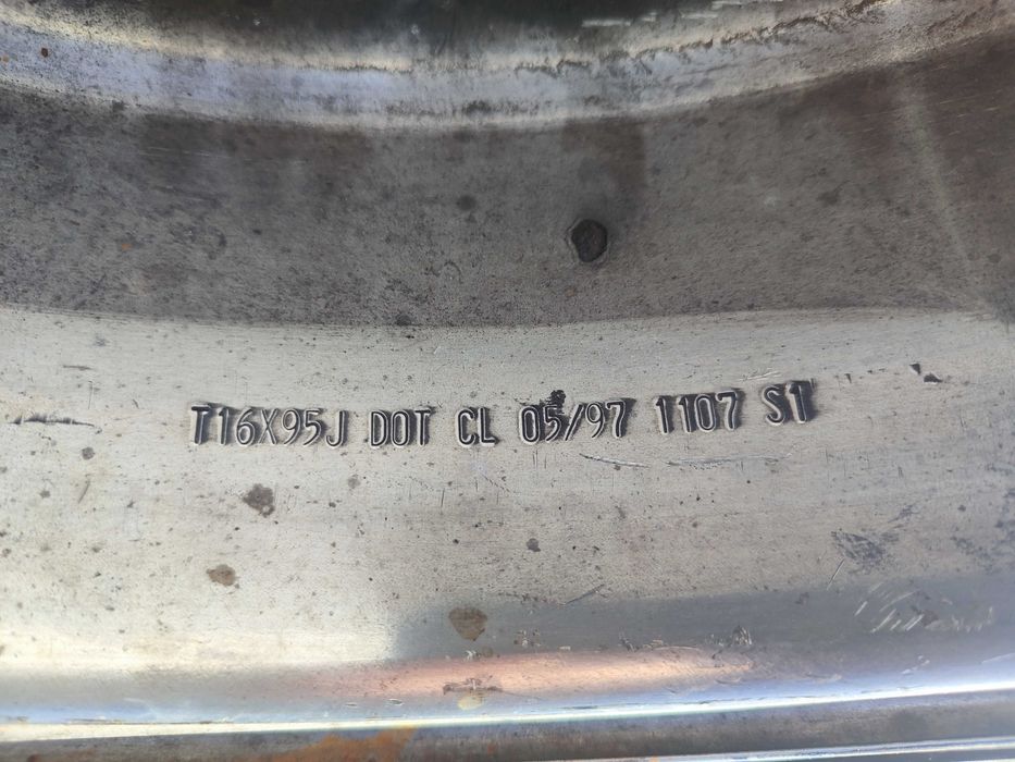 Chevrolet Corvette C4 koła aluminiowe polerowane Centerline