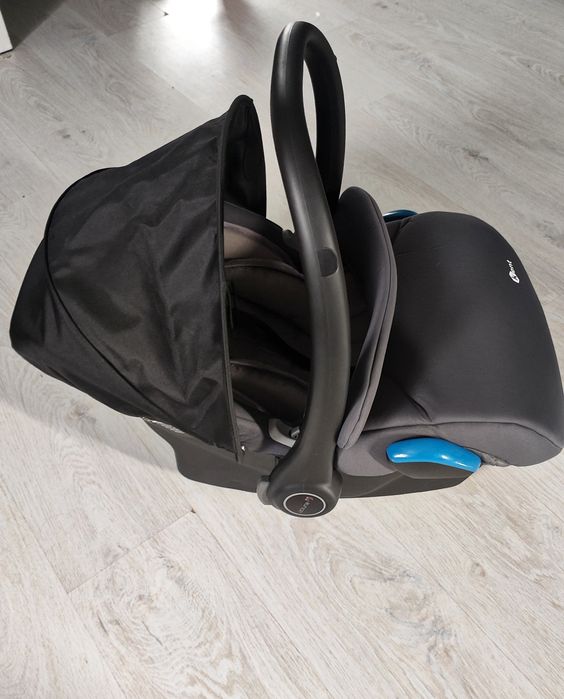 Продам автокресло 0-13кг