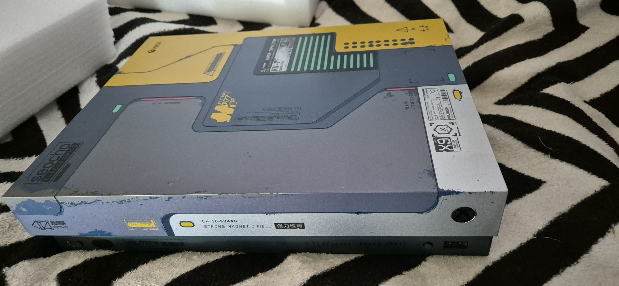 Xbox one x 1tb cyberpunk edition