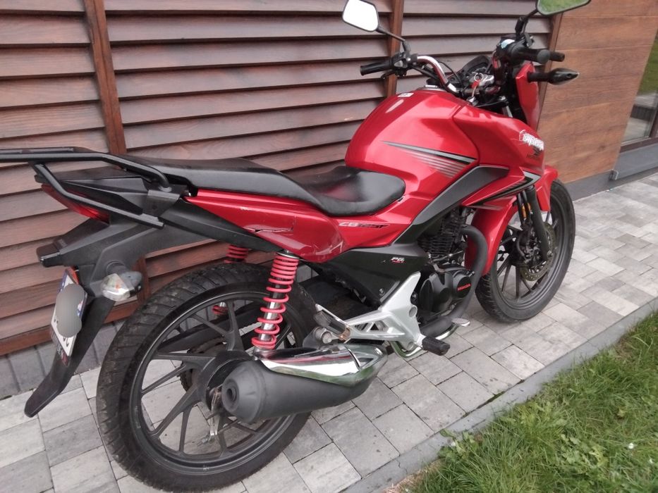 Honda CBF 125 Lift 17r Varadero