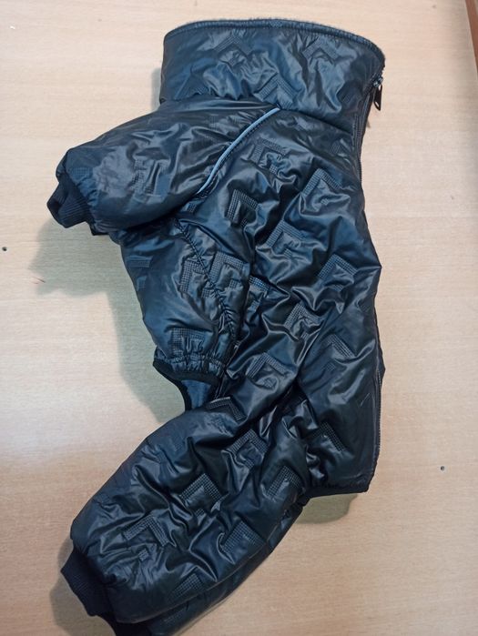 Одяг для собак та котів,зима, осінь є в наявності та під замовлення