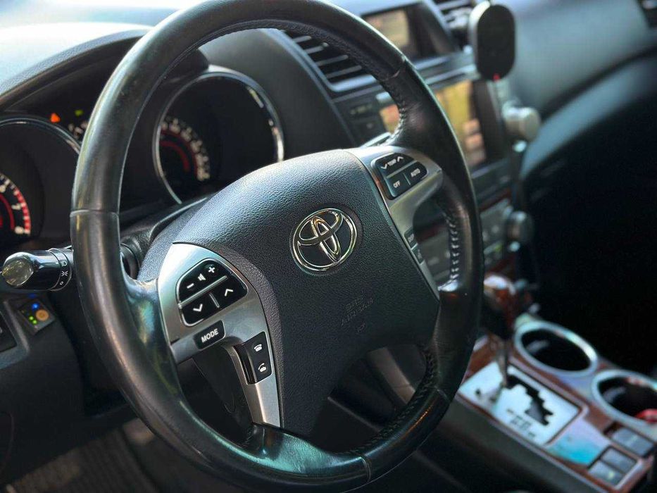 Toyota Highlander 2010