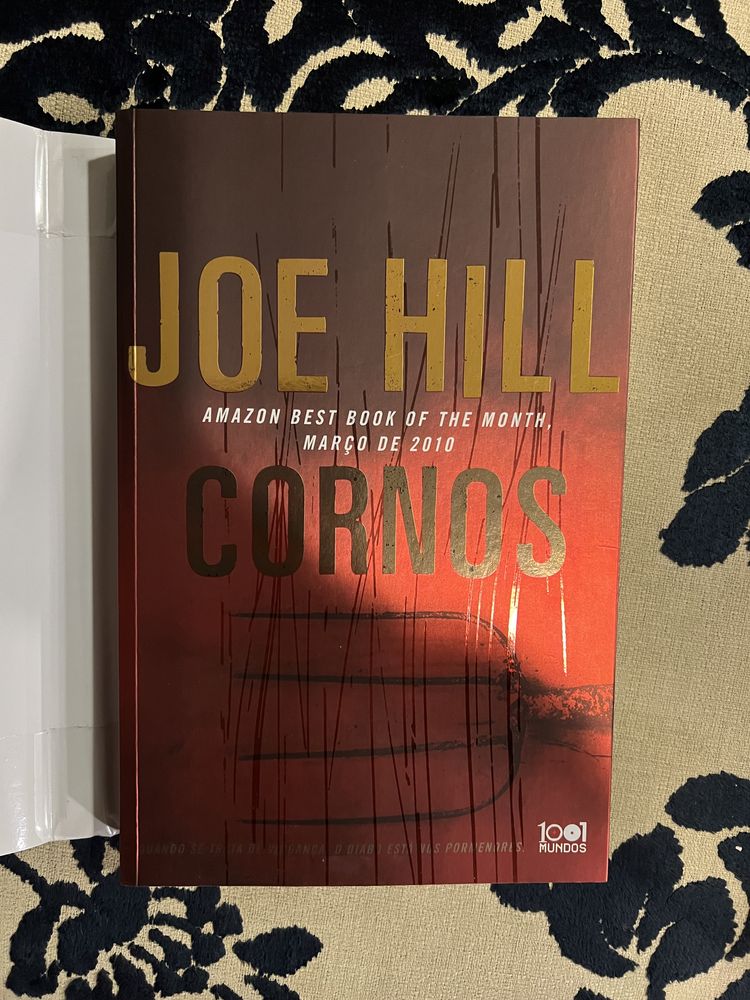 Livro cornos de Joe hill