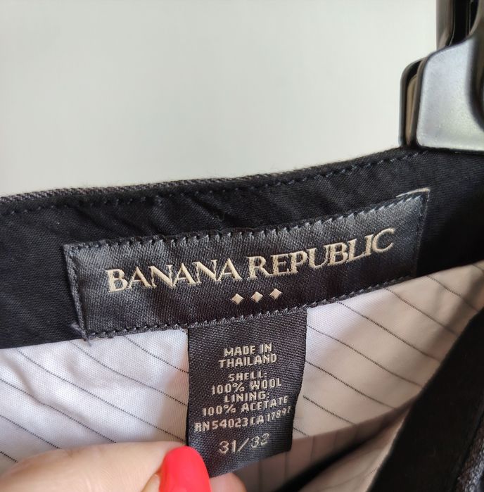 Banana republic szare wełniane spodnie męskie 31/32 M
Pas