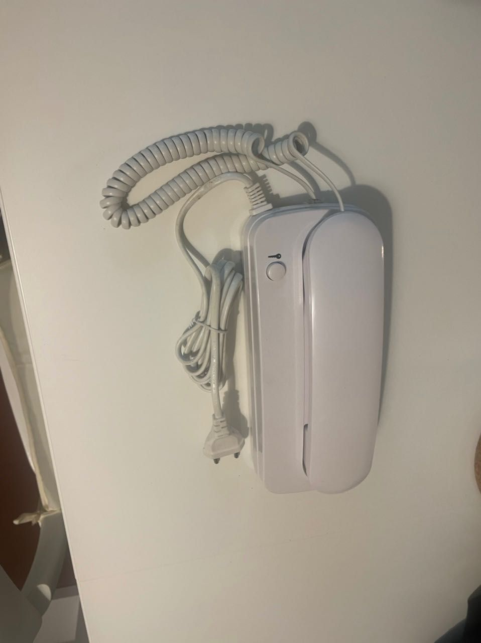 Vendo telefone intercomunicador novo