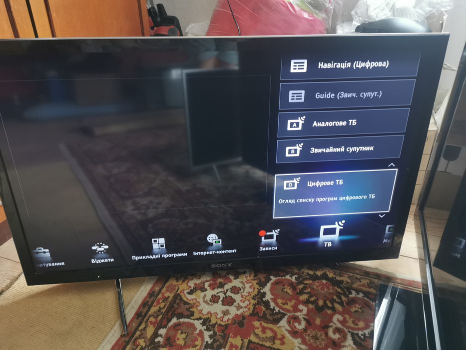 Телевізор Sony Bravia kdl-40hx755