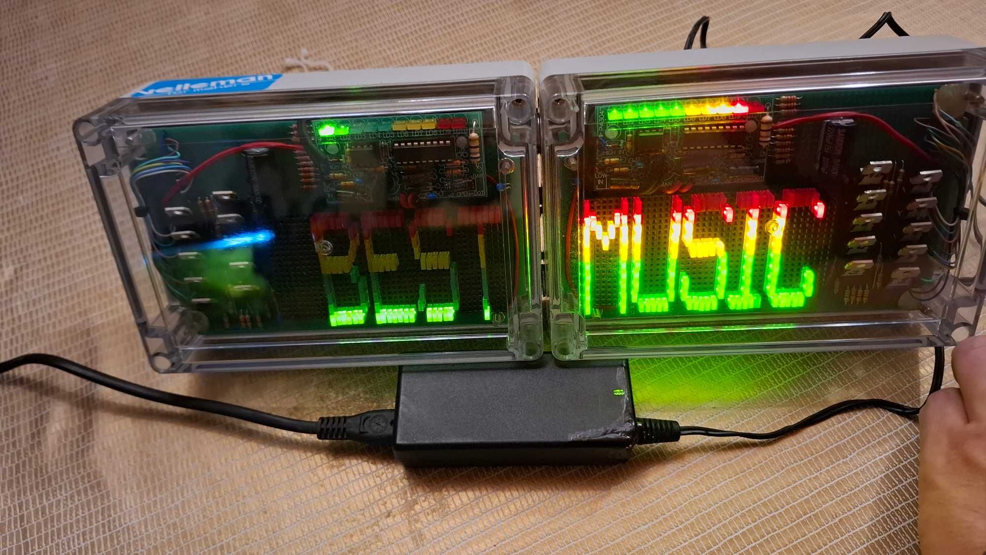 Indicador VU, efeito visual stereo