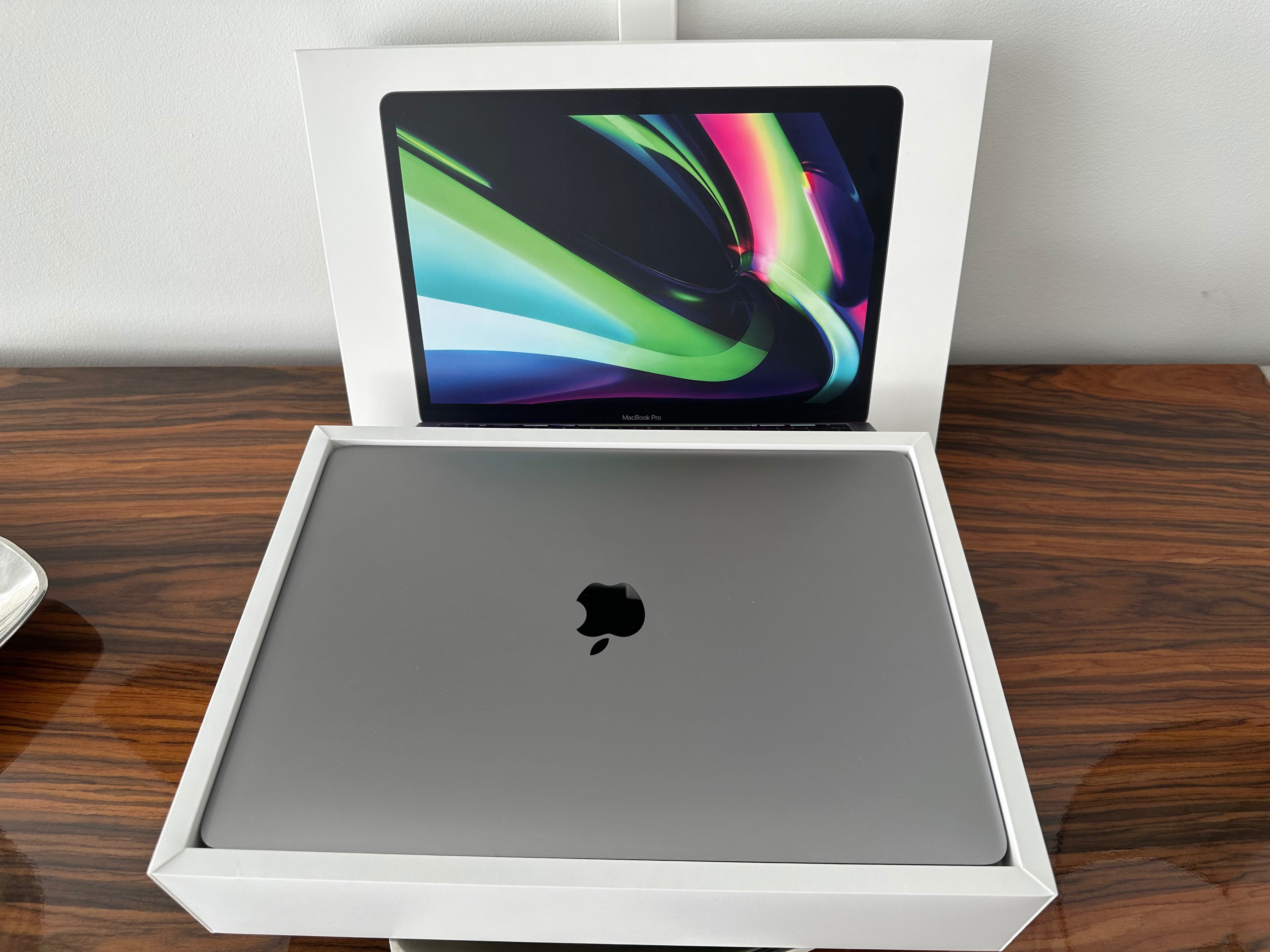 MacBook Pro, 13" - M1 - SSD 512GB