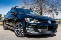2016 Volkswagen Golf TSI SE