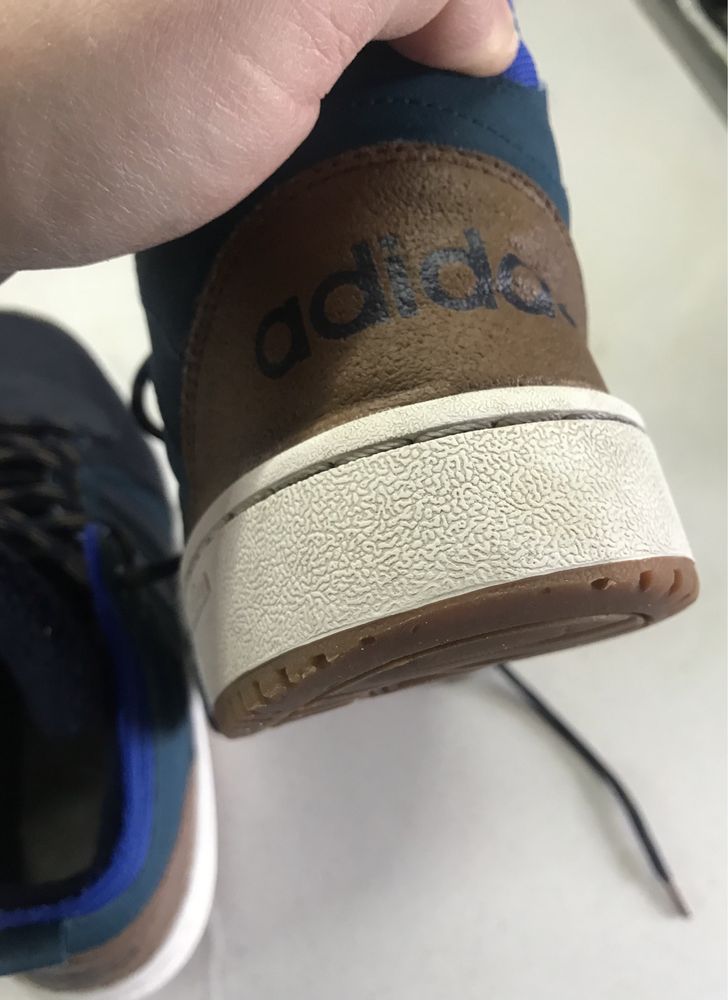 кроссовки осенне-зимние adidas, 40р., 26,5 см стелька