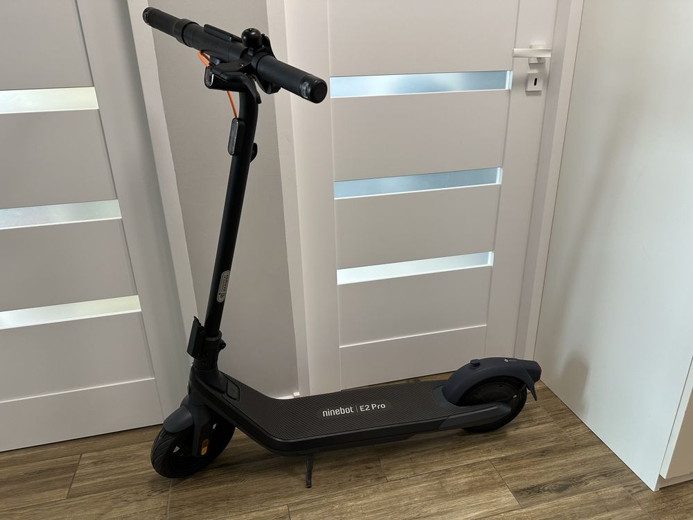 Hulajnoga elektryczna Ninebot E2 Pro