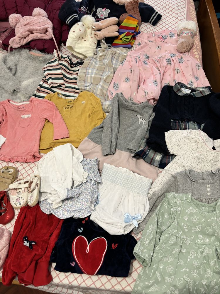 Lote roupas bebé menina (6-9/12m)