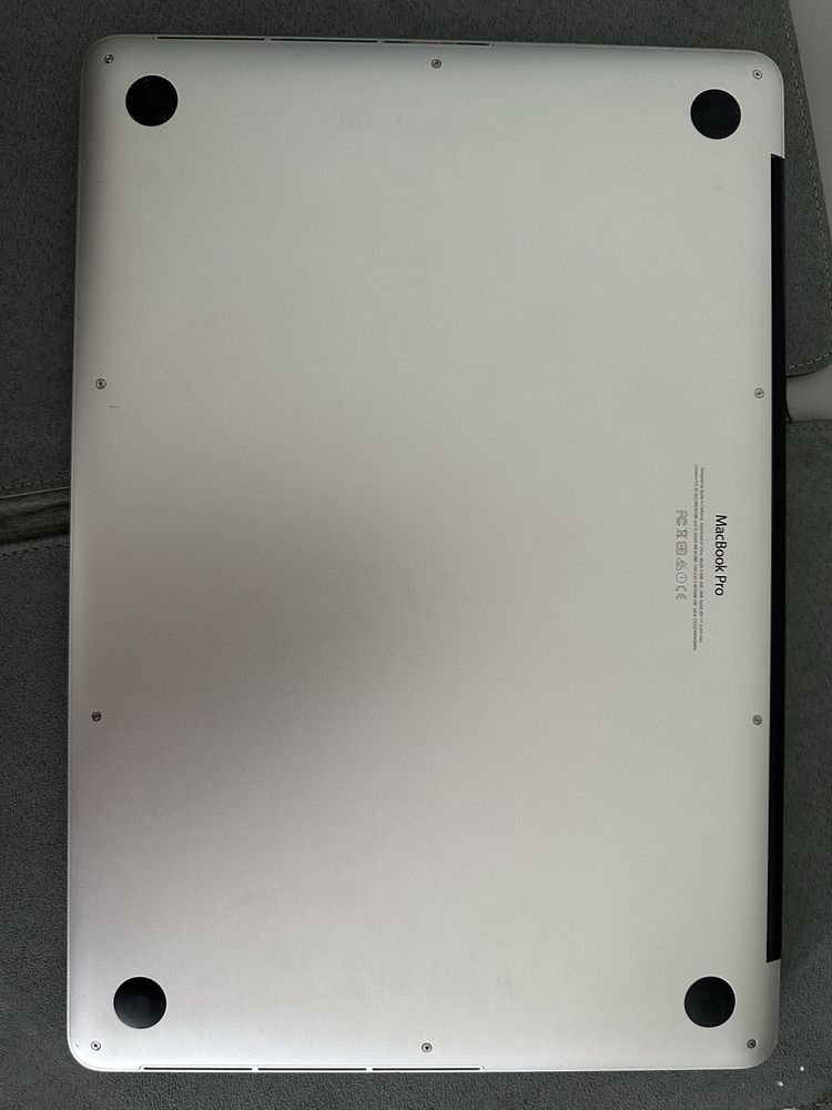 MacBoock PRO, 15 256GB