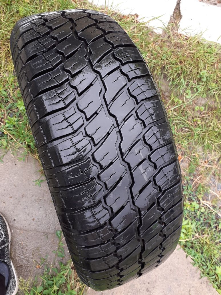 Шина  215 / 65 R 15