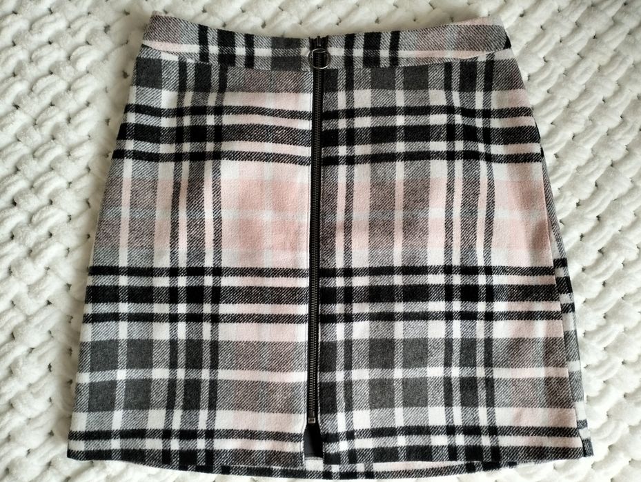 Тепла жіноча спідниця