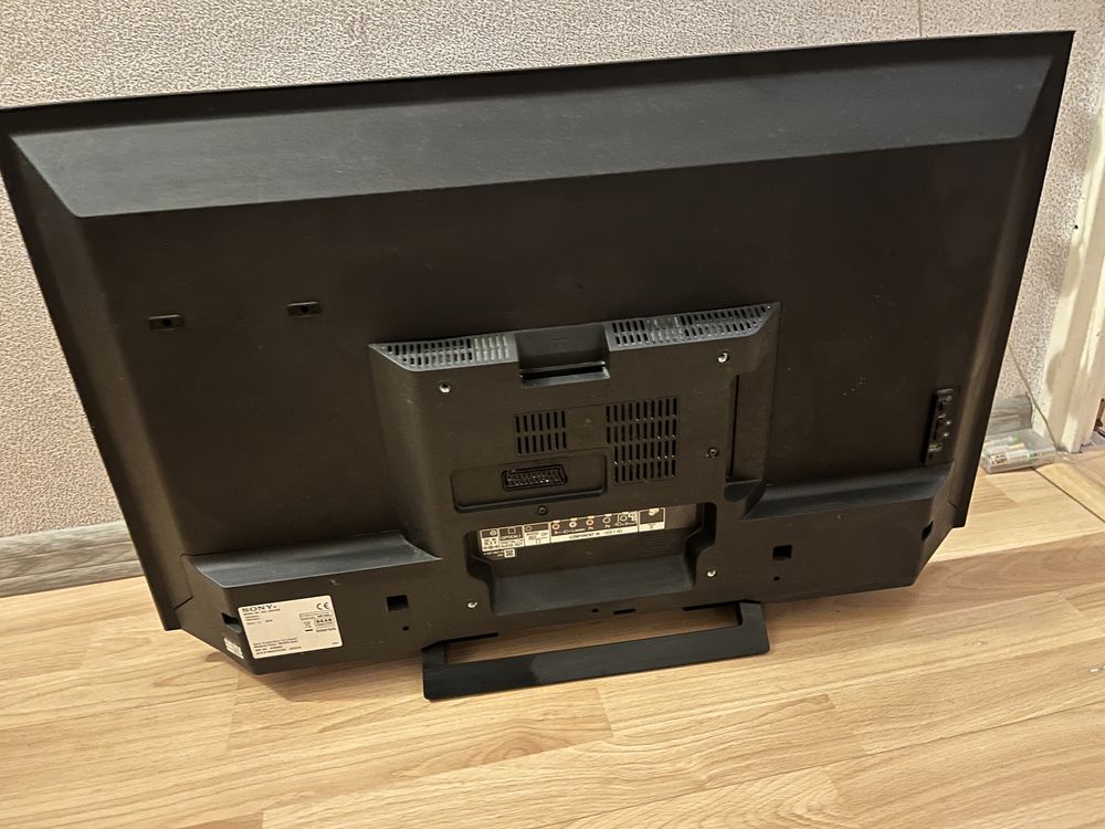 Telewizor Sony 32 cale podstawa, pilot uniwersalny zestaw LED