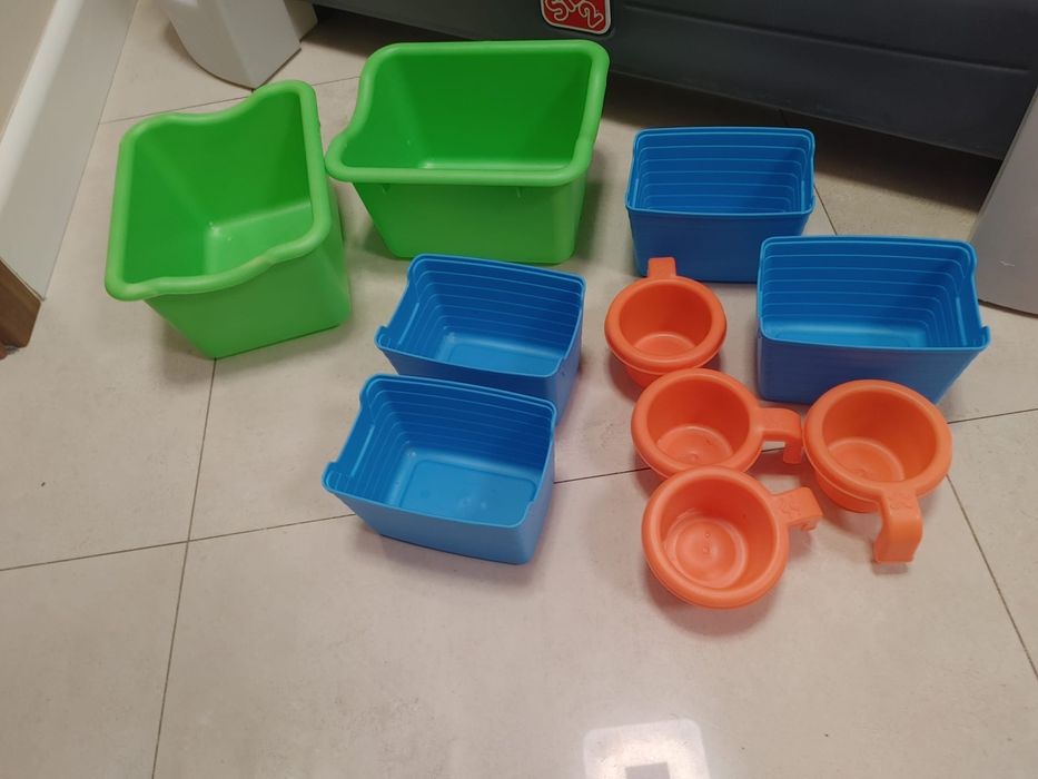 Sztaluga Jumbo, dwustronna tablica z pojemnikami