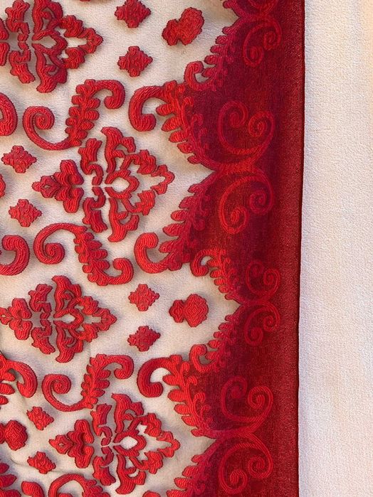 100 % silk, piękny nowy wiśniowy szal 70/190 cm, Butef