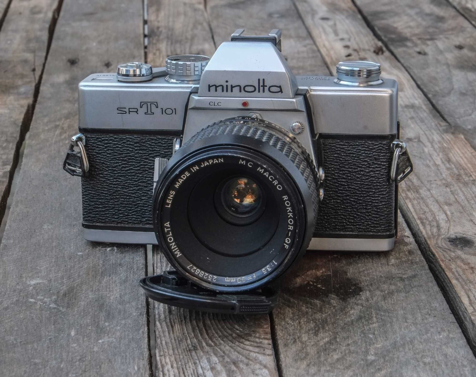 Minolta SRT 101 com lente Rokkor Macro QF 50mm F: 3.5