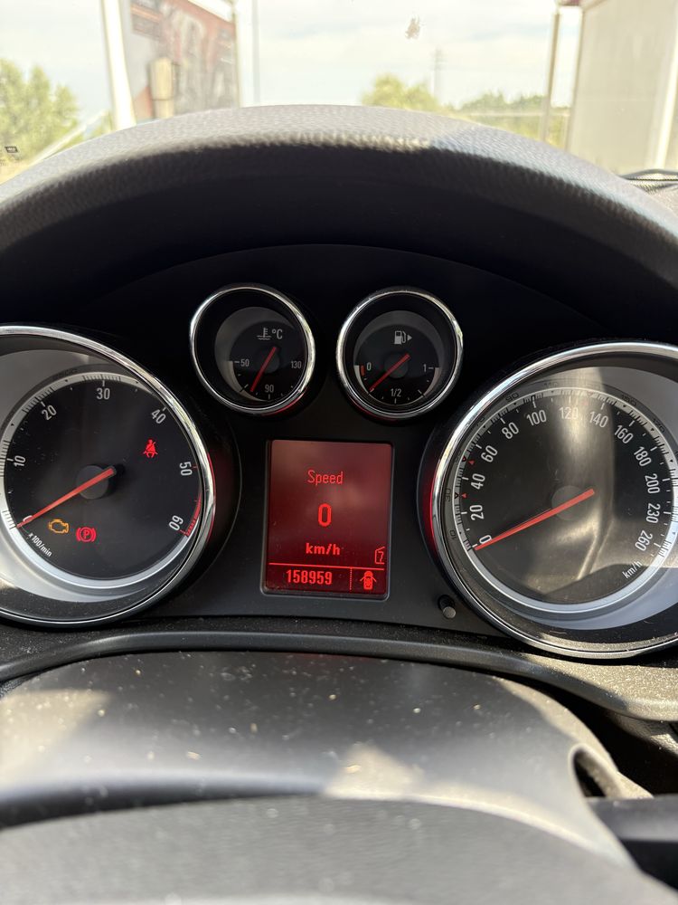 Opel insignia topo gama