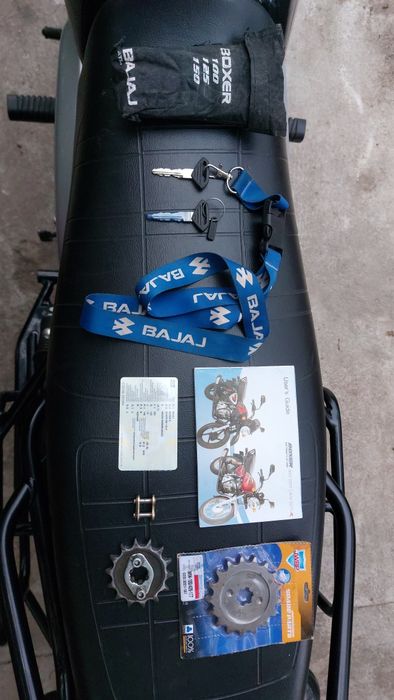 Bajaj boxer 150x