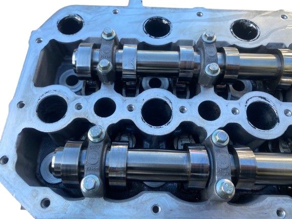 Range Rover Sport L320 L322 3.6 TD V8 Głowica Prawa PM6H4Q6090CB