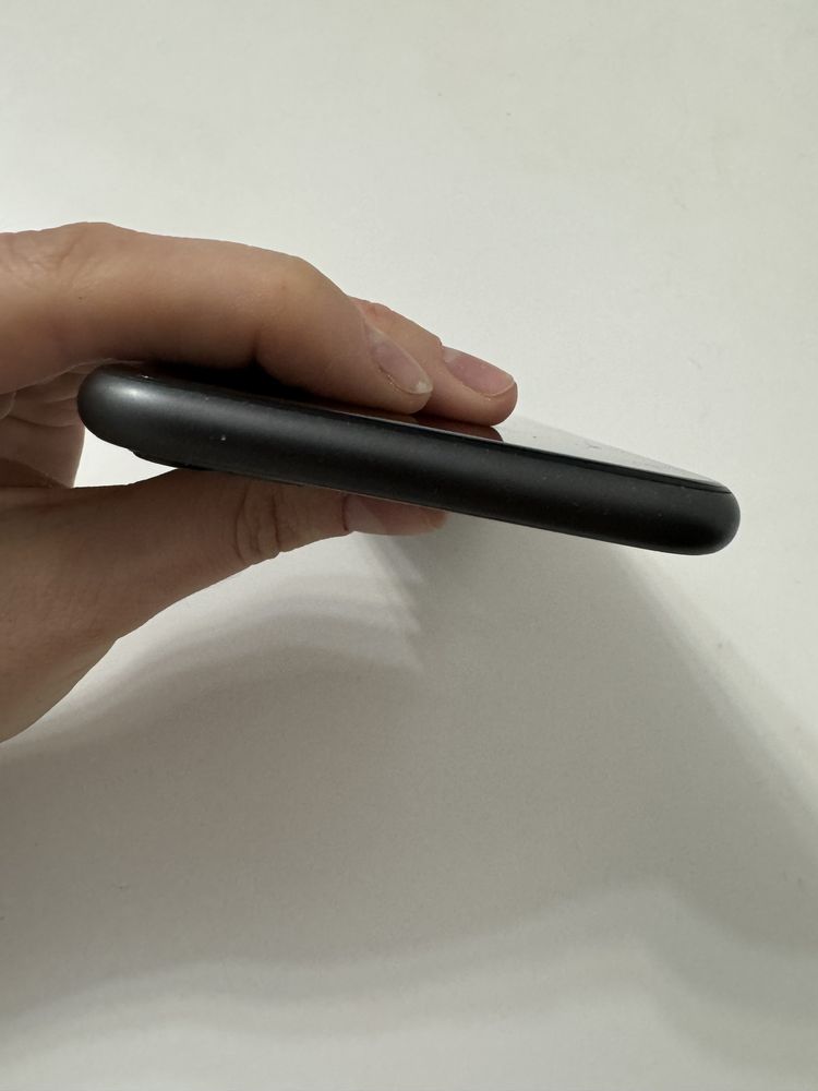 Iphone 11 64 гб 9/10 стан