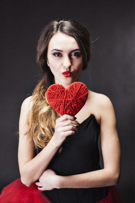 Візаж, зачіска. Повний образ 2000грн