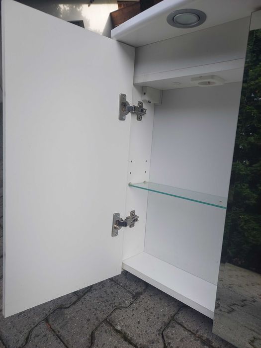 Szafka łazienkowa  wisząca  z lustrem biała