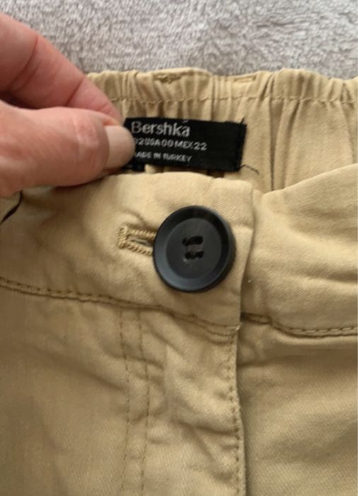 Bershka spodnie joggery r. XXS  32