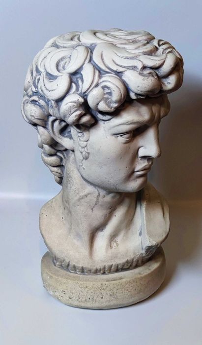 Figura mitologicznego Boga