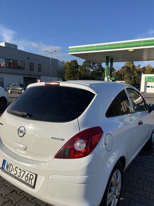 Opel Corsa D 1.2 EcoFlex 2011r