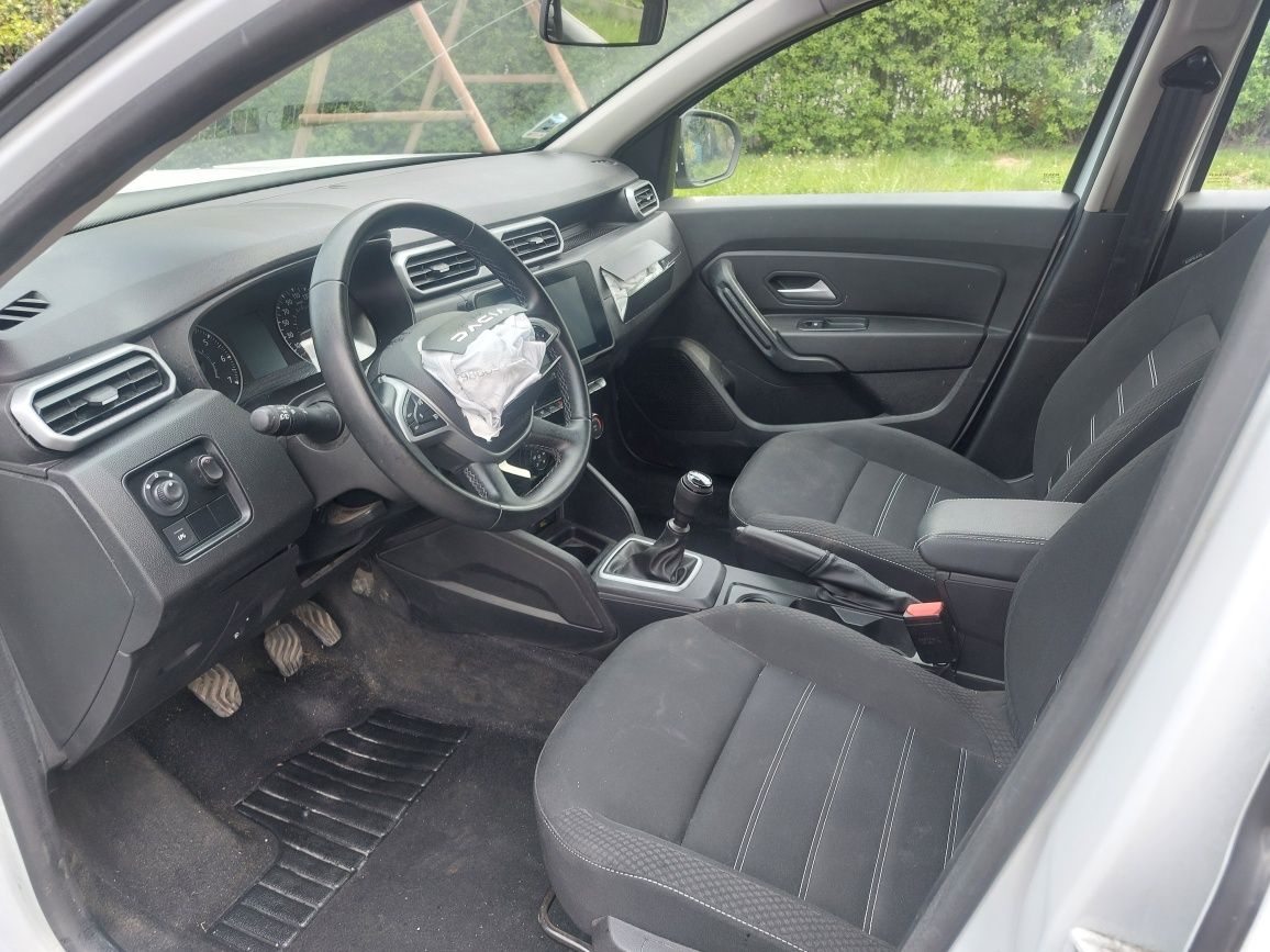 Dacia duster 2023r 1.0 benzyna gaz klimatyzacja kamera hak