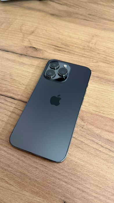 Apple iPhone 13 Pro 512GB grafitowy / stan bardzo dobry / 2 etui