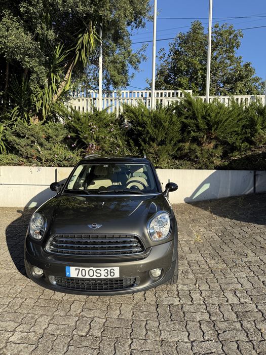 Mini Countryman Diesel em excelente estado