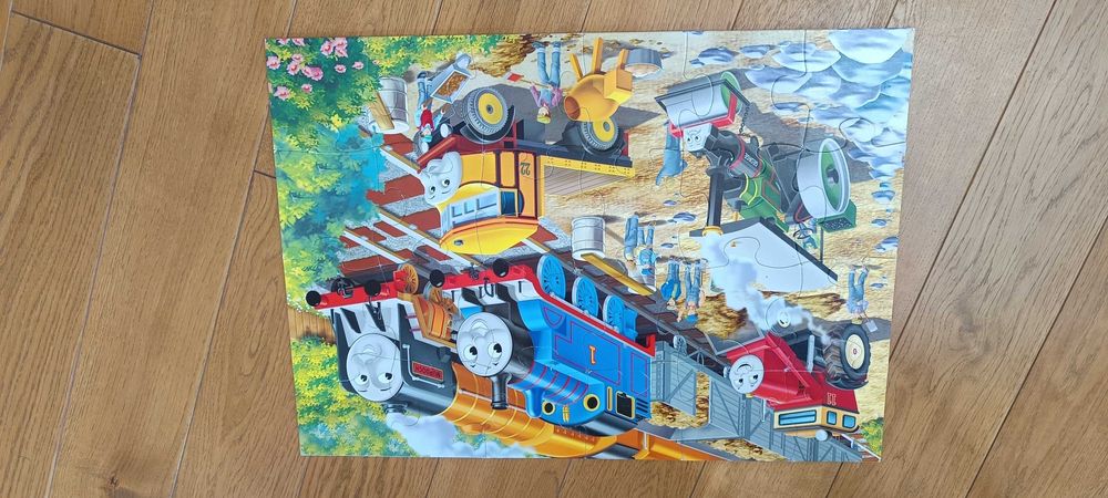 Giga maxi puzzle Tomek i przyjaciele 24 elementy