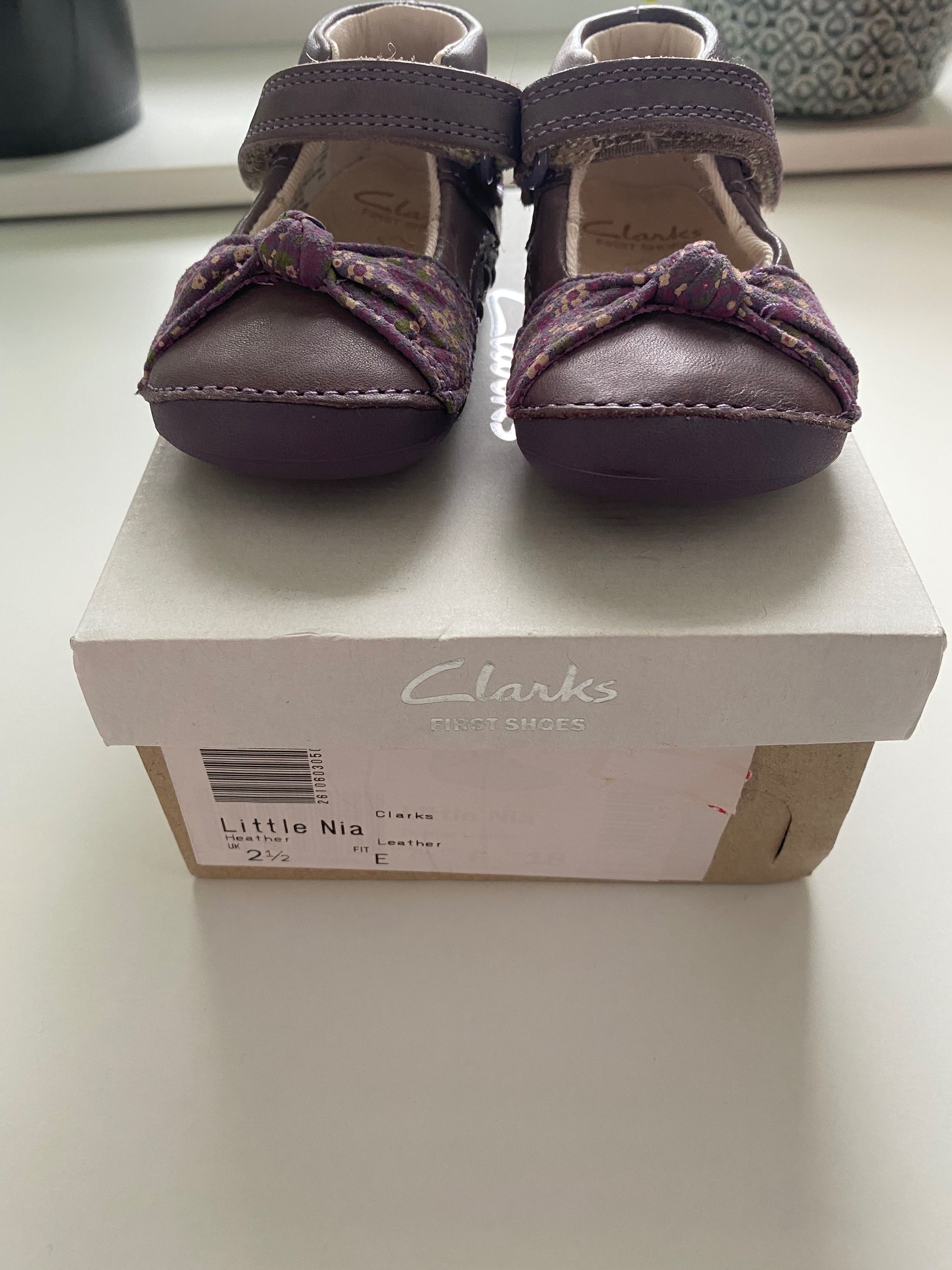 Buty Clarks First shoes 18