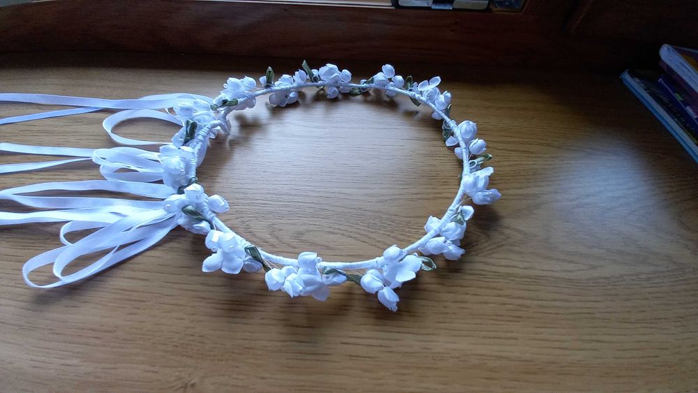 Alba sukienka komunia wianek 146cm plus buty Reserved