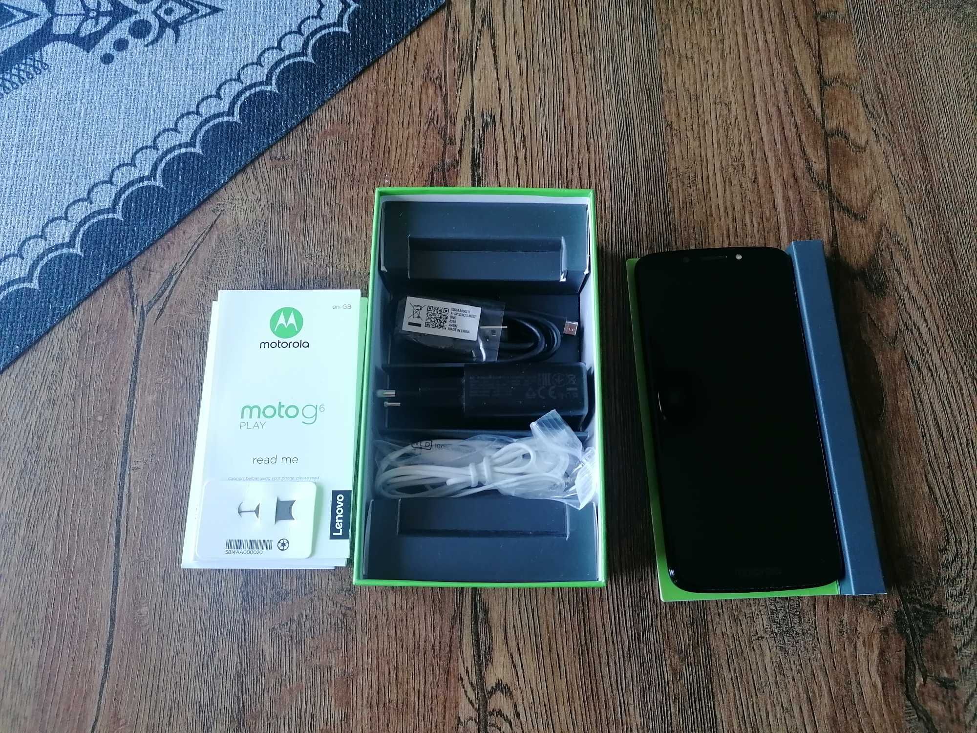 Smartfon Motorola Moto G6 Play 3 GB / 32 GB niebieski