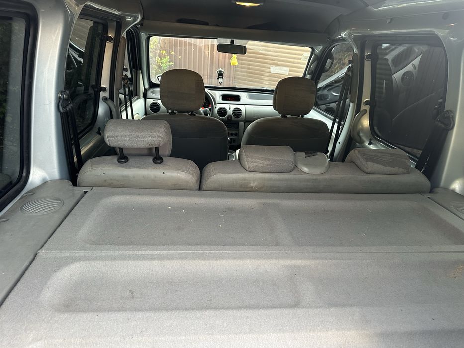 Продам Рено Кенго Автомат, 1,6, газ-бензин