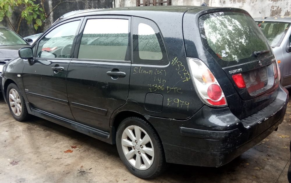 Suzuki Liana 1.4D de 2005 para peças