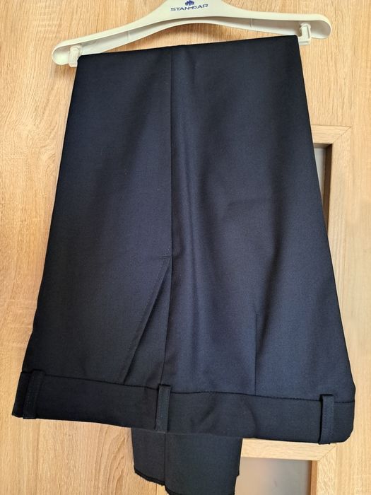 Garnitur granatowy r. 146 XXL