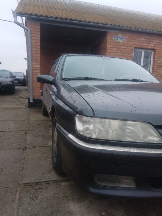 Продам автомобіль Пежо 605