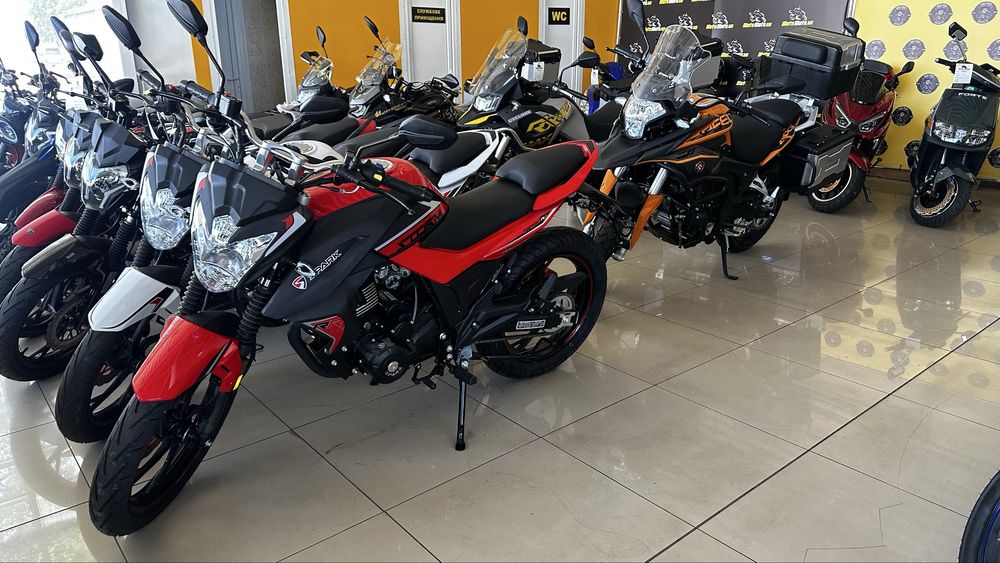 Мотоцикли 200 кубів від SPARK, Різні моделі - 16,17,20,26,26Т,28,29,30