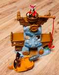 Fisher Price Jake i Piraci z Nibylandii - Niebezpieczne Skały + State