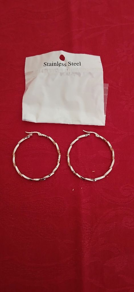 Argolas/brincos novas